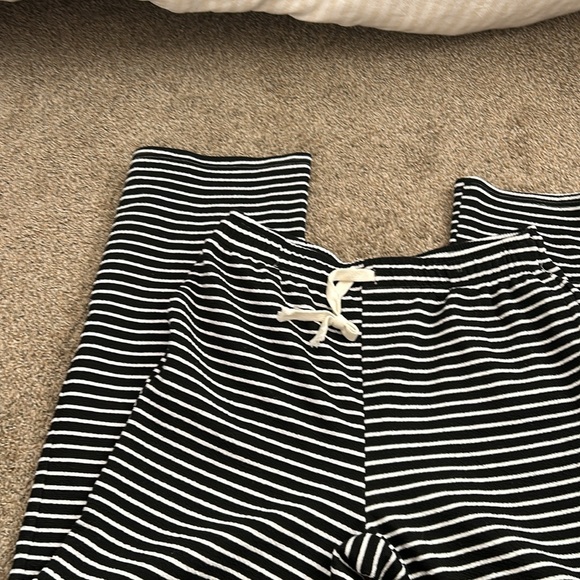 Black striped lounge pants - Picture 2 of 3